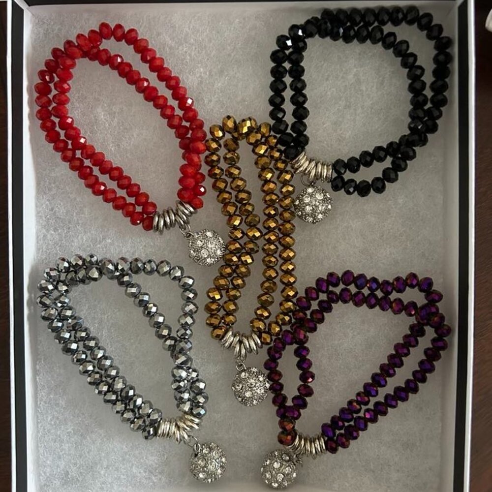 Bundle/Lot of Costume Beaded Bracelets (selling for the beads)